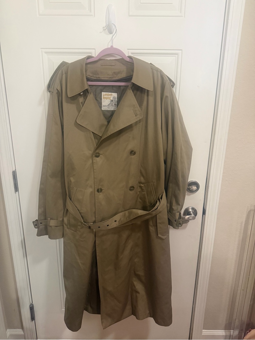 Vintage London towne (fog) Men's Tan Double-Breasted Trench Coat with Belt